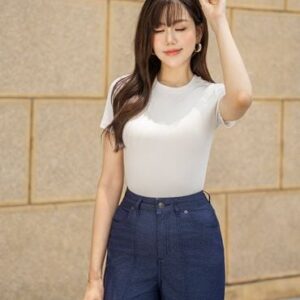 Áo thun gân ngắn tay cổ tròn nữ